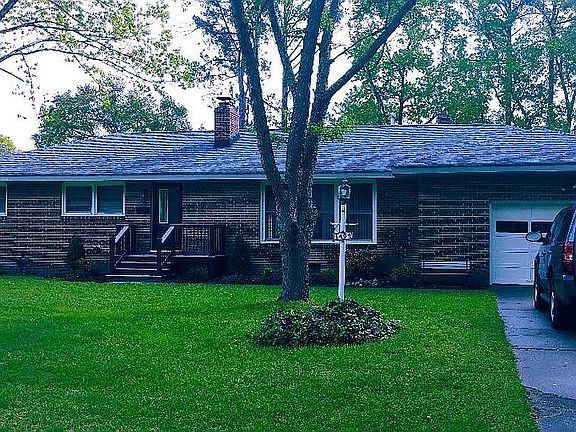 2nd image of 1404 Shamrock Ave