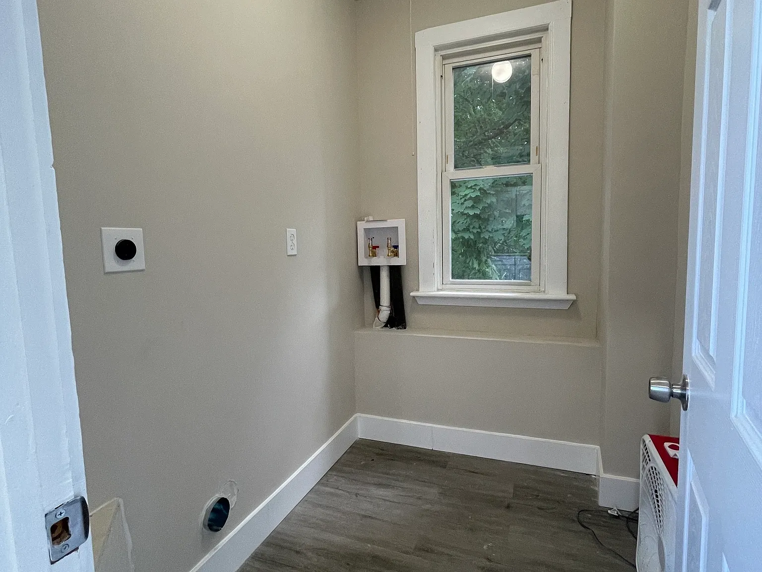 541 Church St — Photo 4