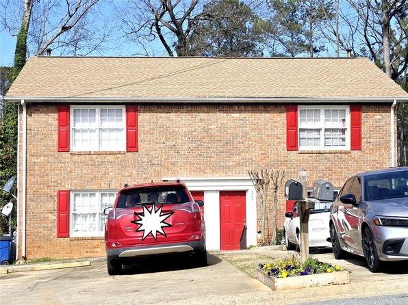 4063 Sturgeon Cir, Buford, GA 30518
