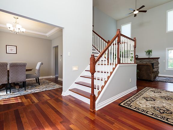 5th image of 13768 Peninsula Dr