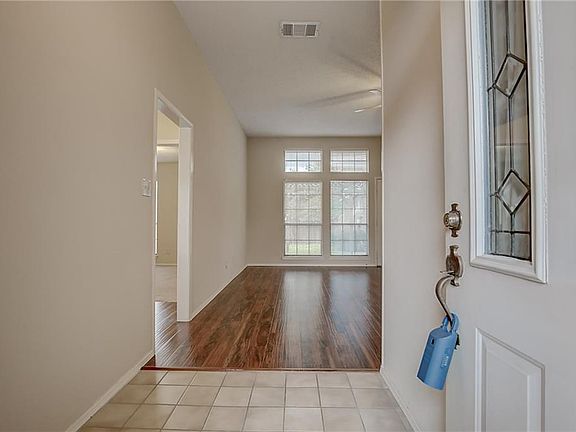 2nd image of 6729 Vero Dr