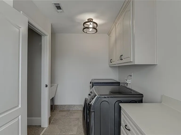 4612 Grandview Pkwy — Photo 54