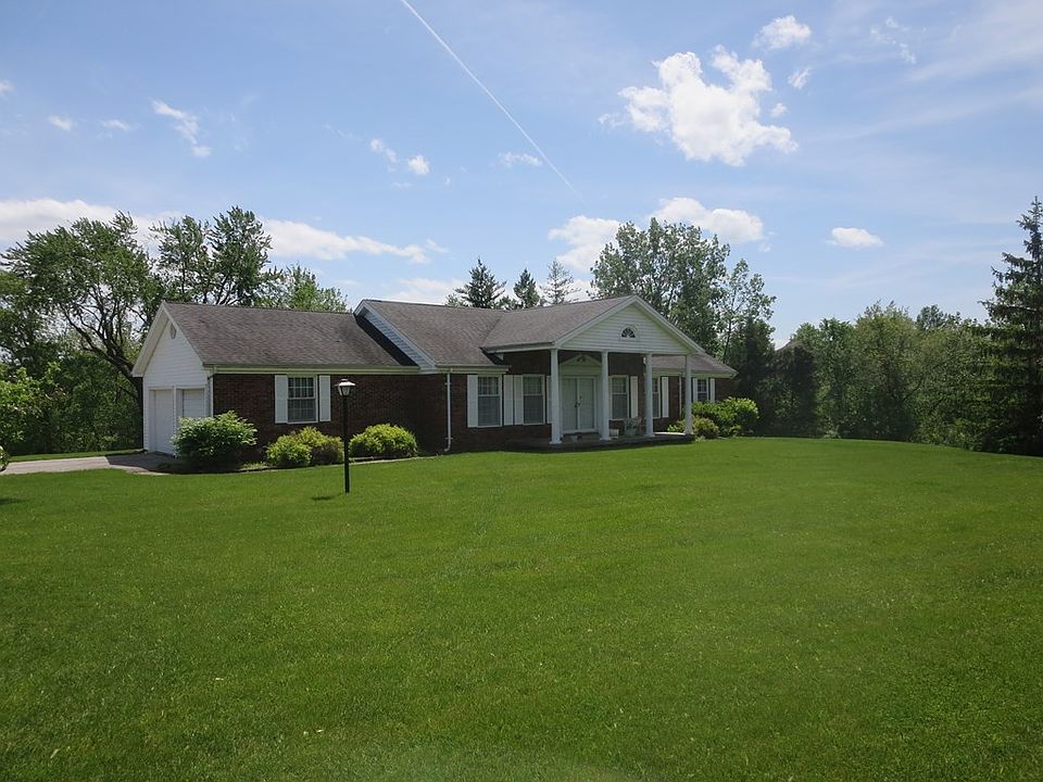 2nd image of 1610 Fairview Dr