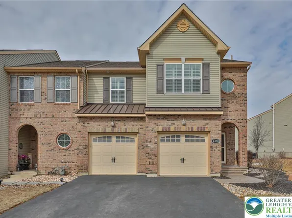 4450 Elmwood Dr, Nazareth, PA 18064