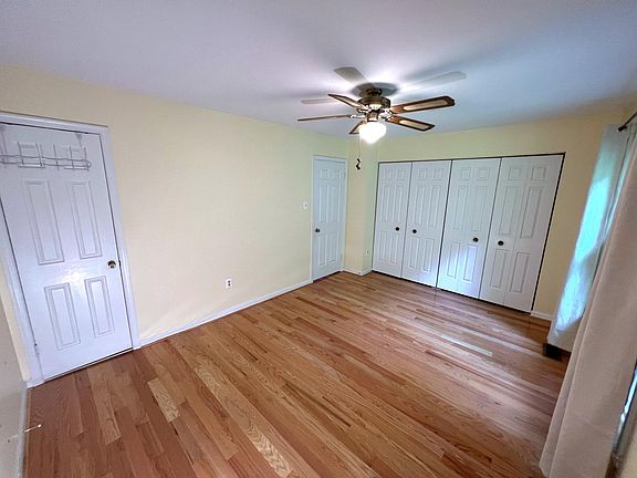 5th image of 10533 Englishman Dr