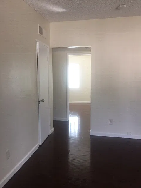 2 bed, 826 sqft, $1,950 — Photo 4