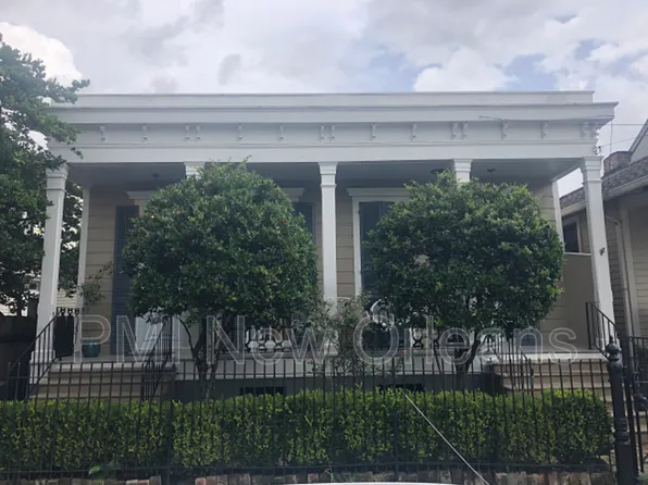 2226 Constance St, New Orleans, LA 70130