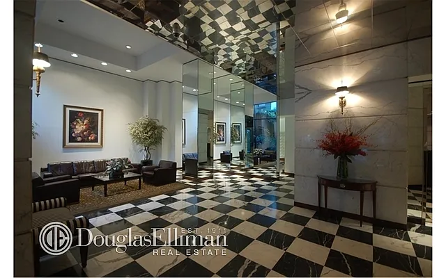 Rented by Douglas Elliman | media 15