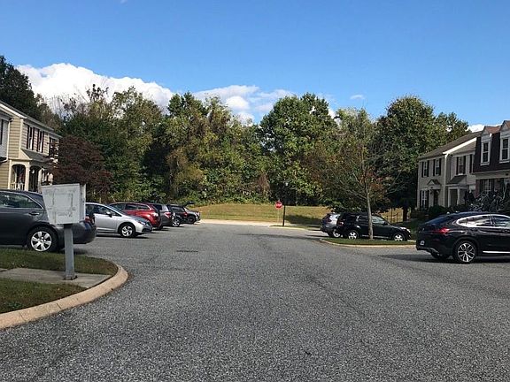 5th image of 1807 Glendale Ln