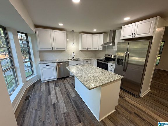4th image of 5726 Blanford St