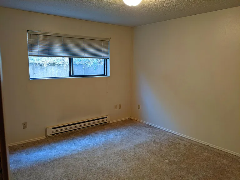 1738 Dexter Ave N #4 — Photo 22