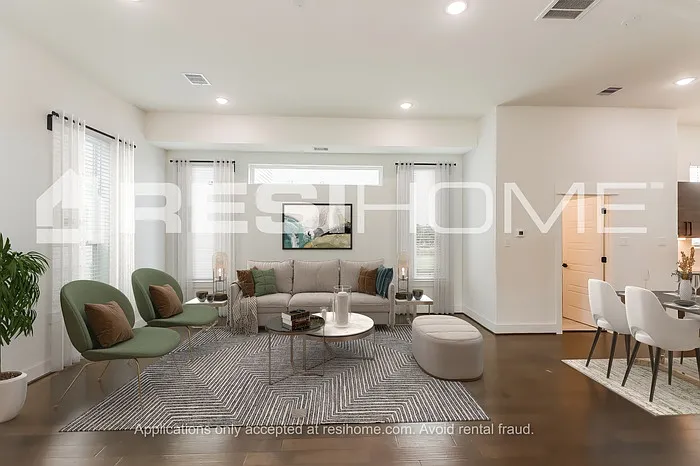 6334 Culberson St — Photo 4