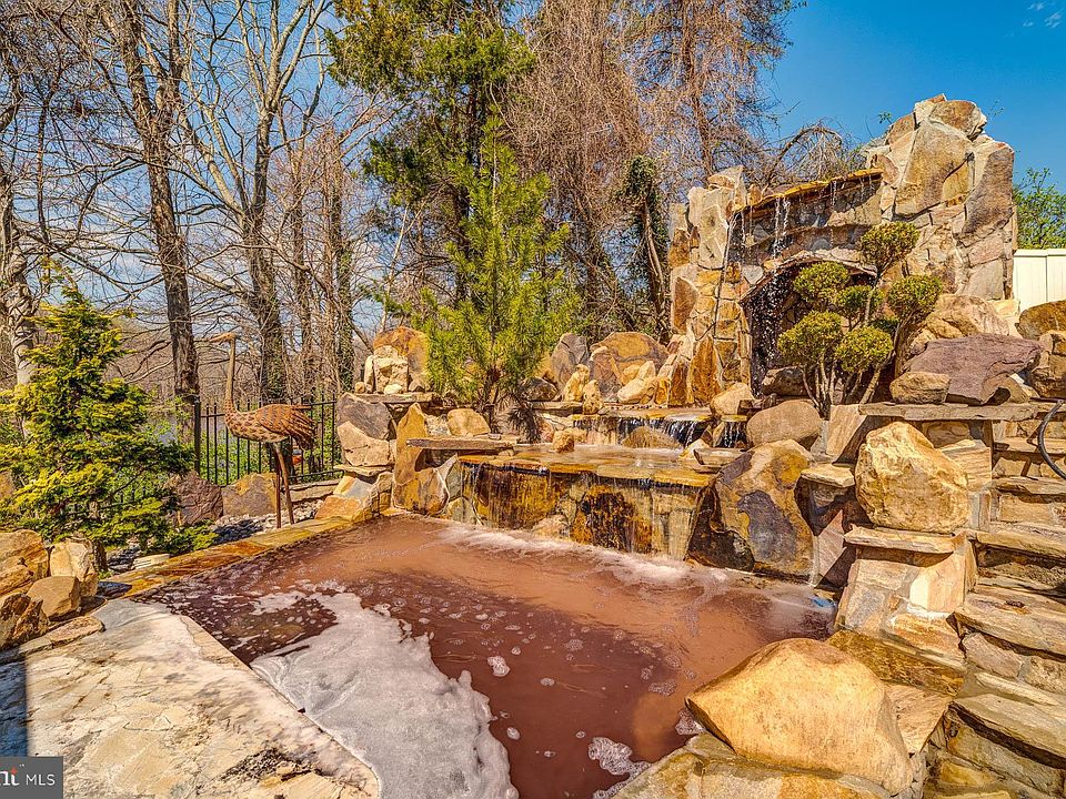 3141 Trenholm Dr, Oakton, VA 22124 Zillow