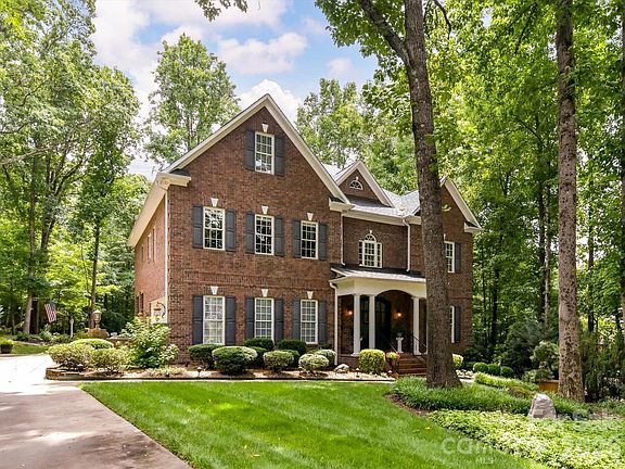 2nd image of 11615 Hidden Forest Ln