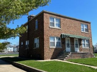 198 N 5th Ave, Kankakee, IL 60901