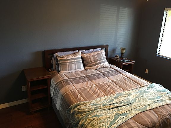 5th image of 5104 N 32nd St Unit 121