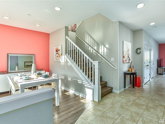 4th image of 34728 SE Jacobia St