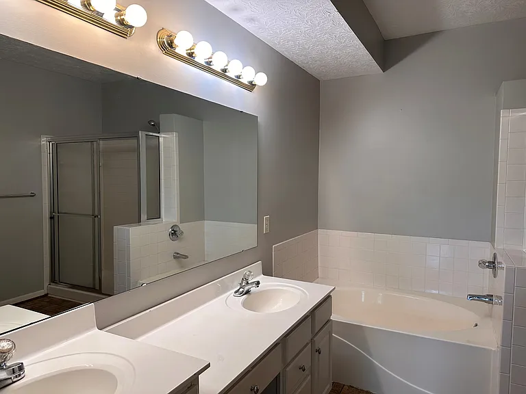 5667 Dockside Dr — Photo 18
