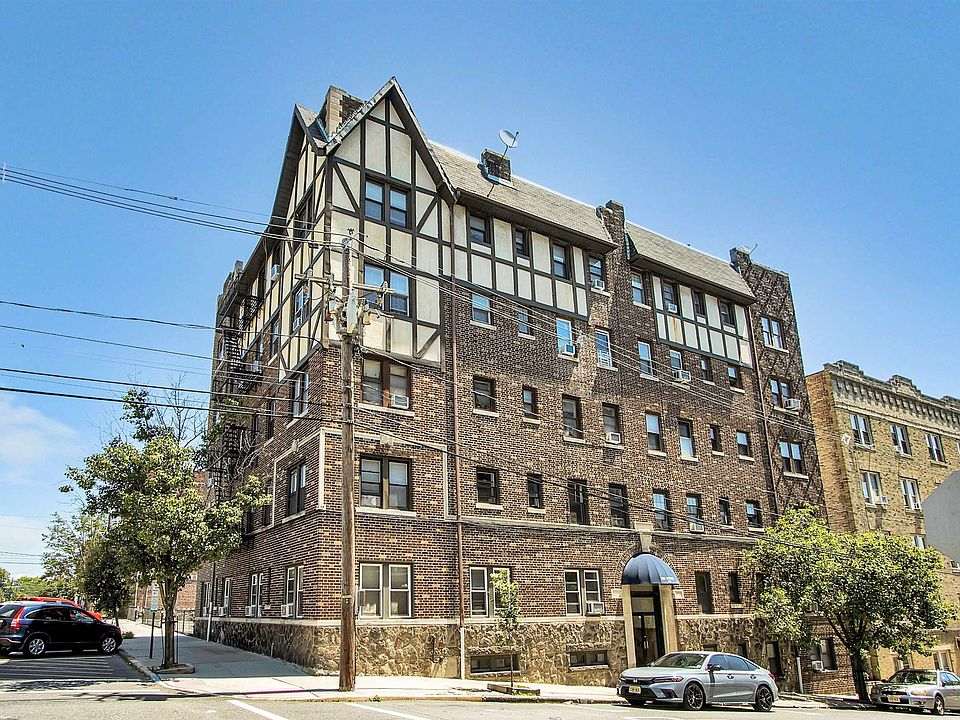 1st image of 40 74th St APT 4C