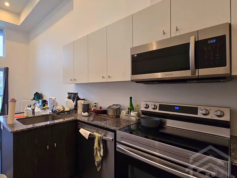 101 Golden Eagle Rd #104 — Photo 2