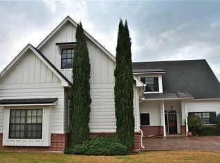 306 Heather Run, Woodway, TX 76712