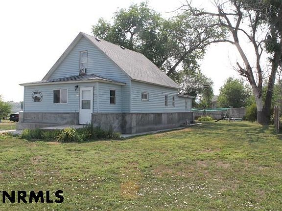 2nd image of 485 Pine St