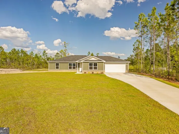 141 Cardinal Ln, Jesup, GA 31545