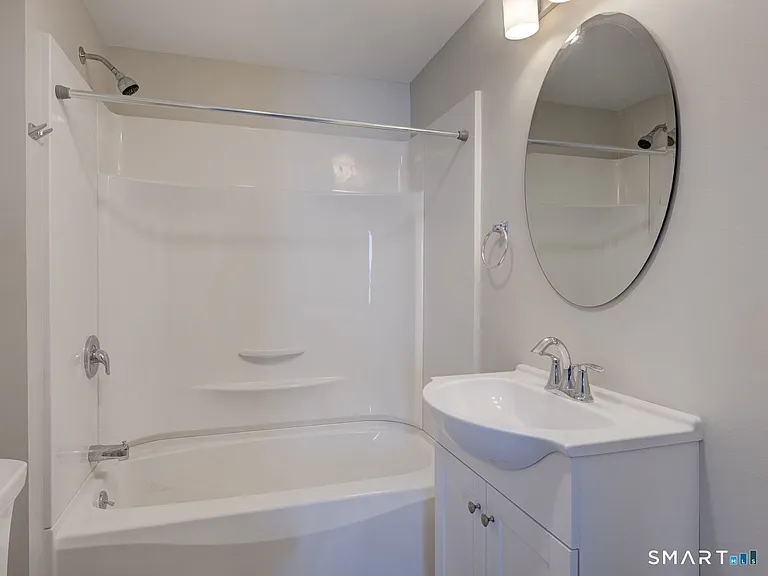 1455R Forbes St — Photo 16
