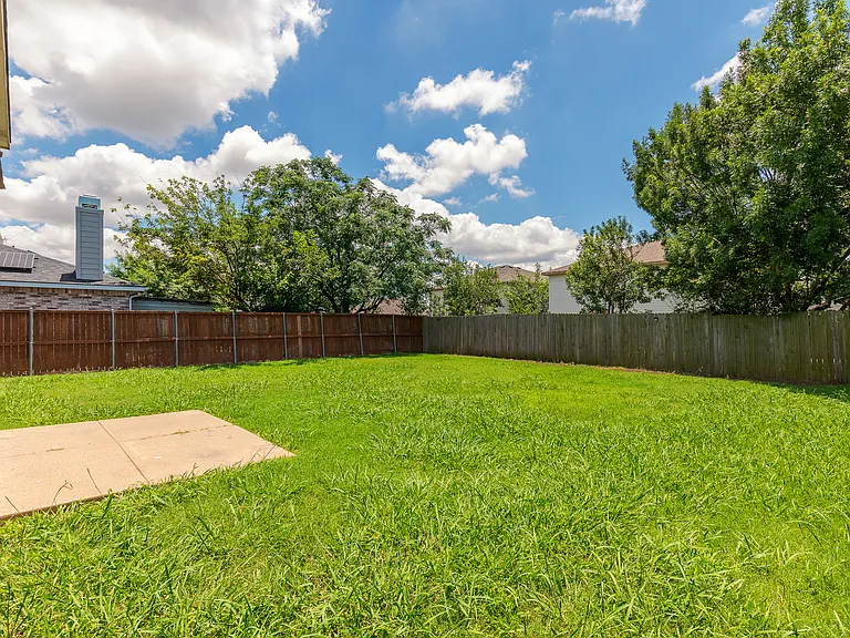 2228 Bradford Pear Dr — Photo 19