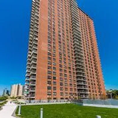 Rented by Sovereign Associates | media 8