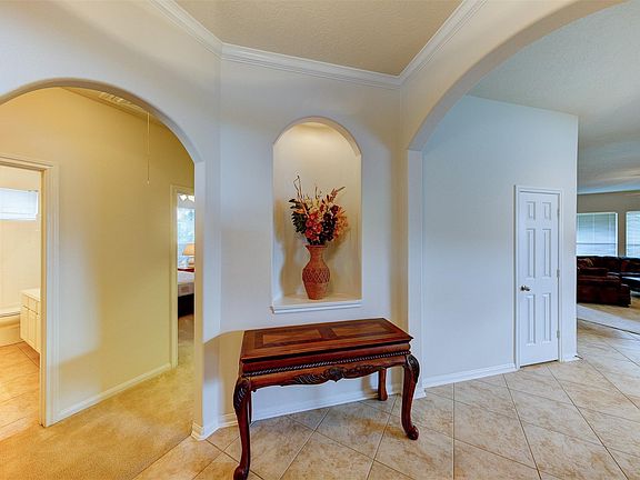 3rd image of 14103 Spring Knoll Ln