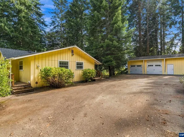 25154 Aurora Ln, Philomath, OR 97370