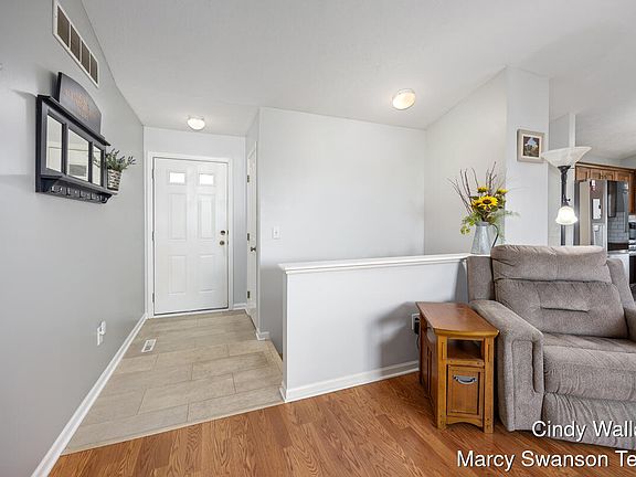 5th image of 2106 Jaclyn Dr