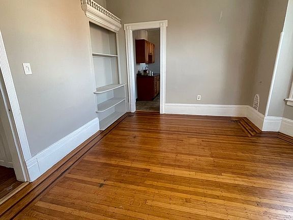 5th image of 17 Liberty St #1-WH