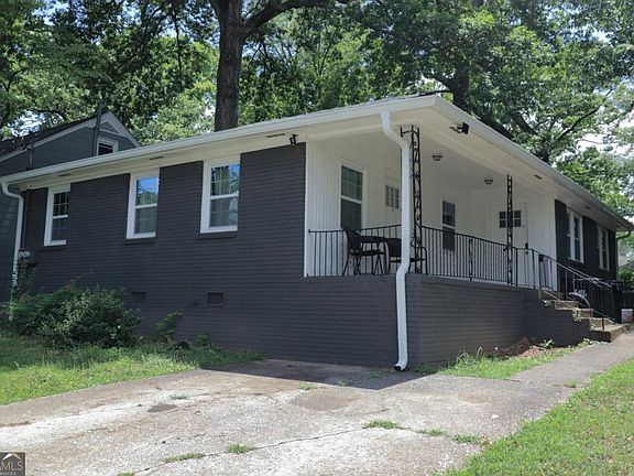 2nd image of 1430 Clermont Ct