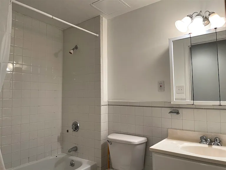 108 Jersey St #D — Photo 7