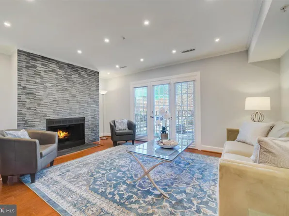 3805 Porter St NW, Washington, DC 20016