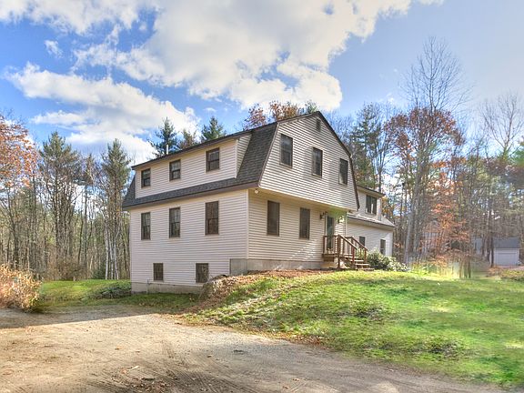 4 Bedroom Gambrel