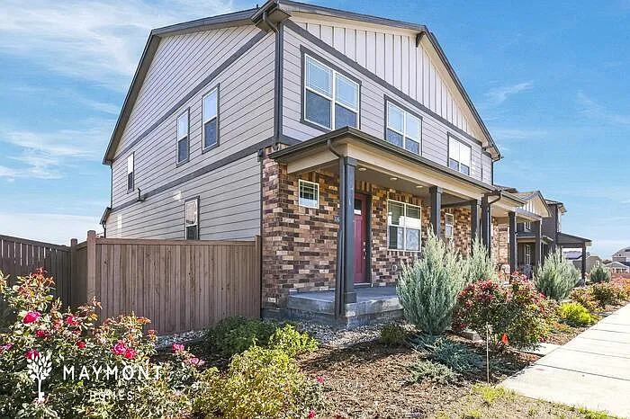 3 bed, 2.5 bath, 1458 sqft, $2,545 — Photo 4