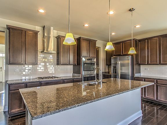 Gourmet kitchen with island