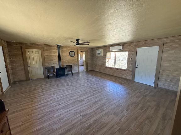 4th image of 34764 Wiemiller Rd