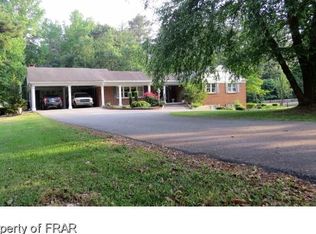 1801 Carbonton Rd, Sanford, NC 27330