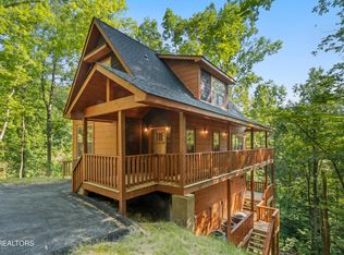 1837 Bluff Ridge Rd, Sevierville, TN 37876