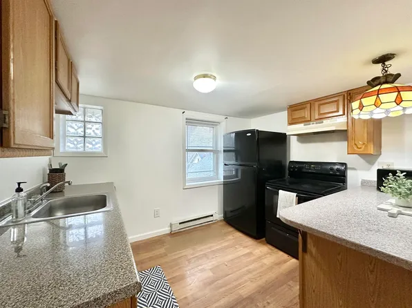 1261 State Route 7 #14, Troy, NY 12180