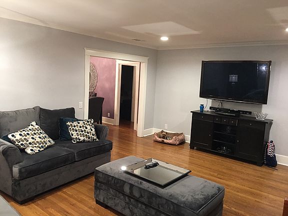 4th image of 5048 Mount Royal Dr