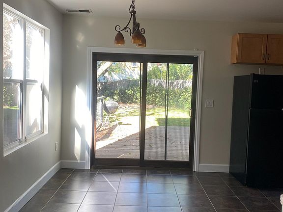 3rd image of 17515 Balsam Ave