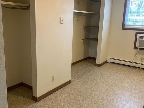 4th image of 2815 Elaine Dr NW APT 12