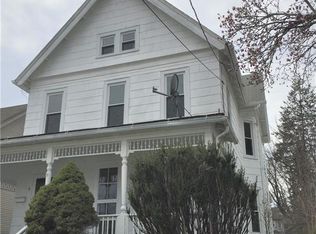 9 Sproat St, Middletown, NY 10940