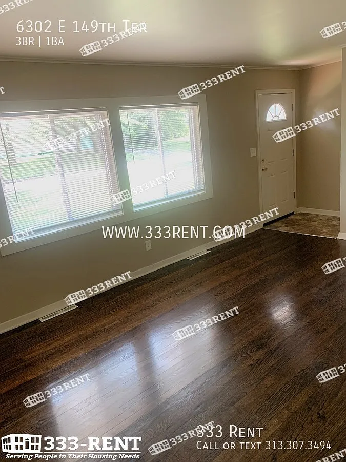 Building Photo - 6302 E 149th Ter