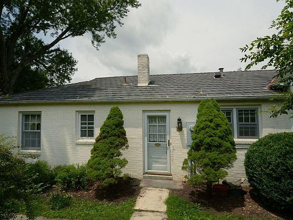 4th image of 643 Washington St E